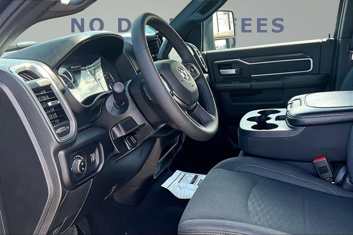 Used 2026 RAM 2500 Big Horn AWD/4WD image 15