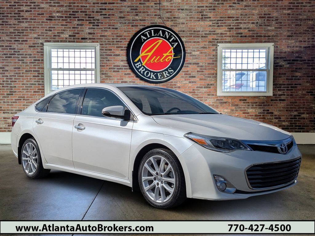 Used 2013 Toyota Avalon Limited FWD image 1