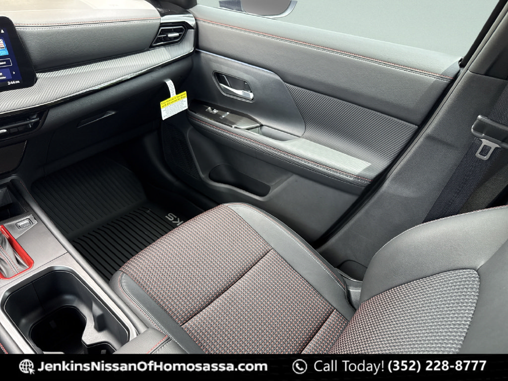 New 2026 Nissan Kicks SR FWD image 23