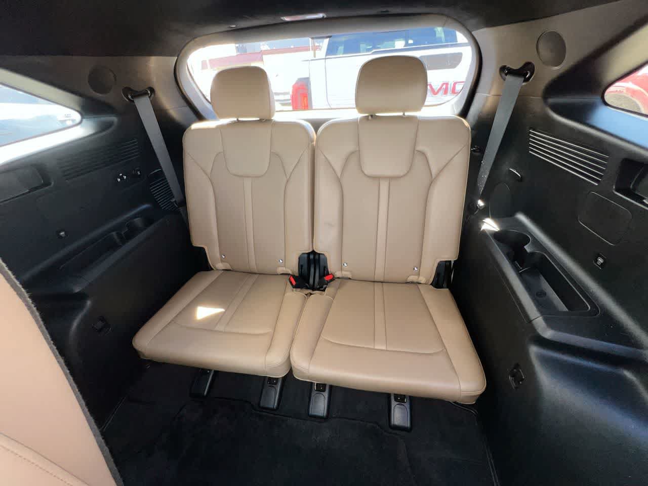 Certified 2024 Kia Sorento SX Prestige w/ Olive Brown Leather Package AWD/4WD image 24