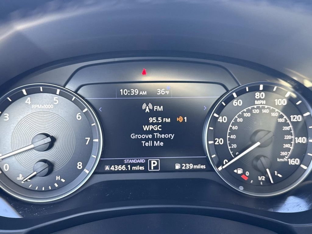 Used 2024 INFINITI QX50 Luxe image 12