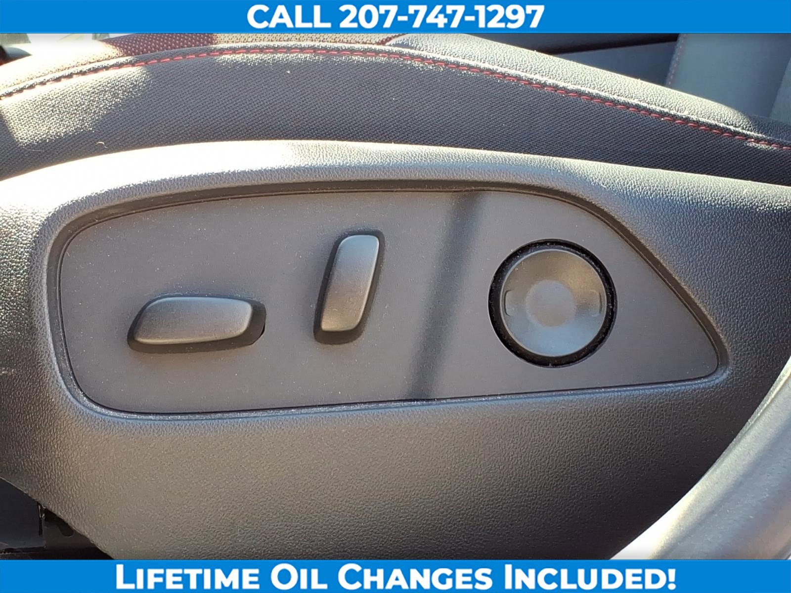 Used 2025 Chevrolet Equinox RS w/ Safety and Technology Package AWD/4WD image 12