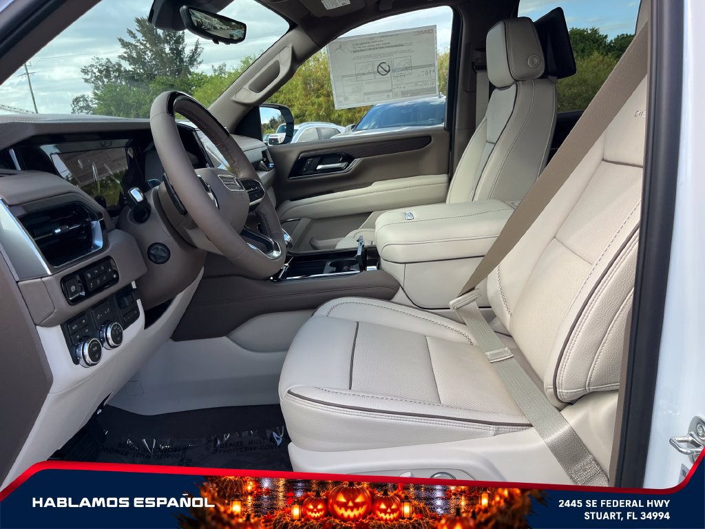 New 2027 GMC Yukon Denali w/ Denali Reserve Package AWD/4WD image 9