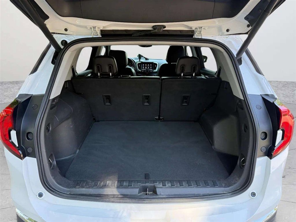 Used 2019 GMC Terrain SLT w/ Preferred Package AWD/4WD image 20