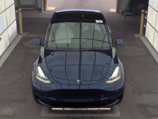 Used 2021 Tesla Model Y Long Range AWD/4WD image 3
