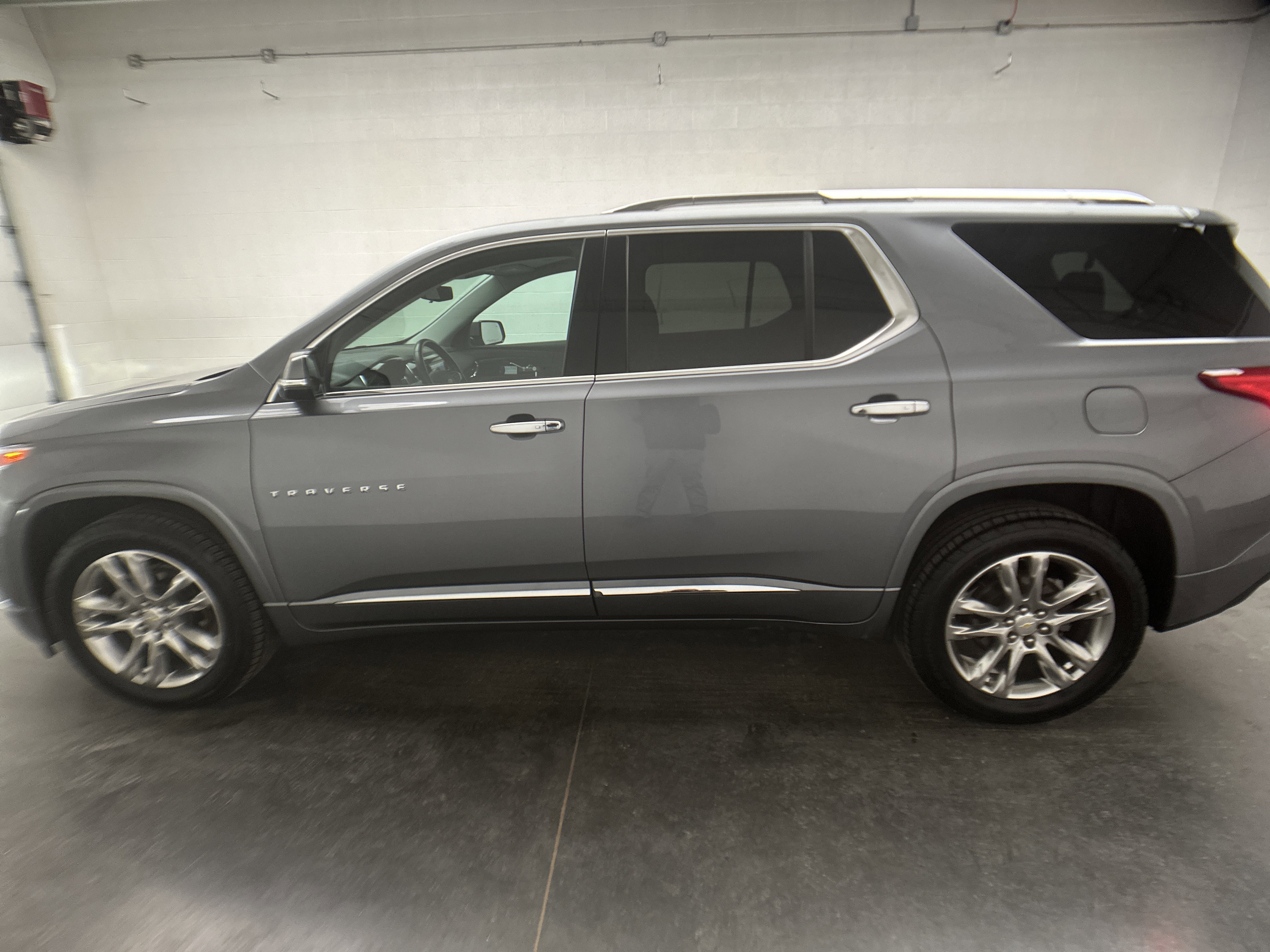 Used 2020 Chevrolet Traverse High Country image 6
