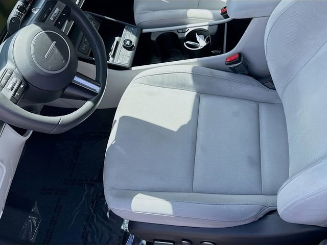 Used 2024 Hyundai Kona SEL w/ Convenience Package image 19