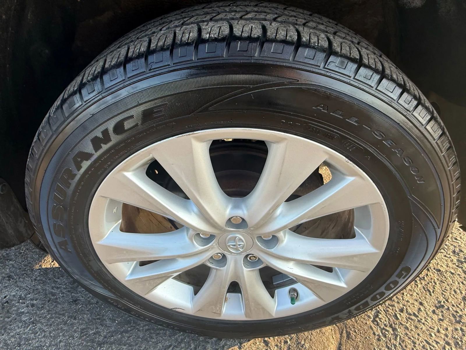 Used 2014 Toyota RAV4 Limited image 49