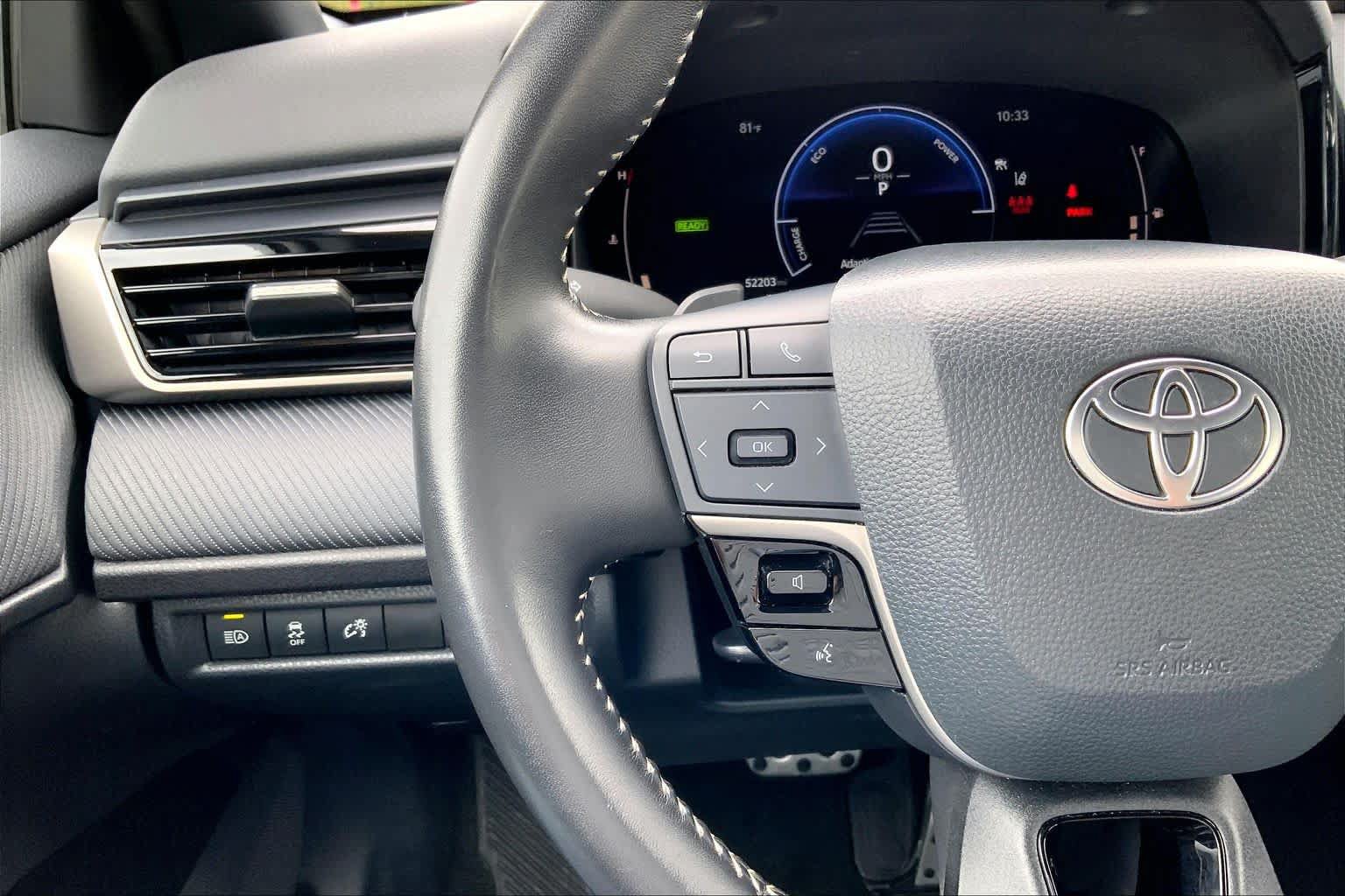 Used 2025 Toyota Camry SE FWD image 23