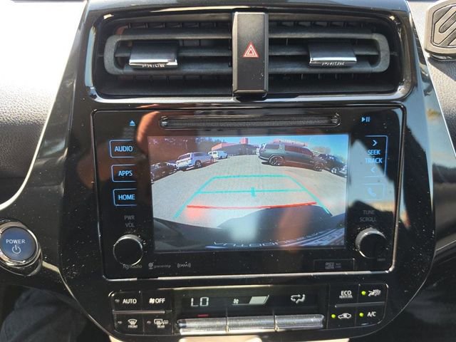 Used 2016 Toyota Prius Three Touring FWD image 26