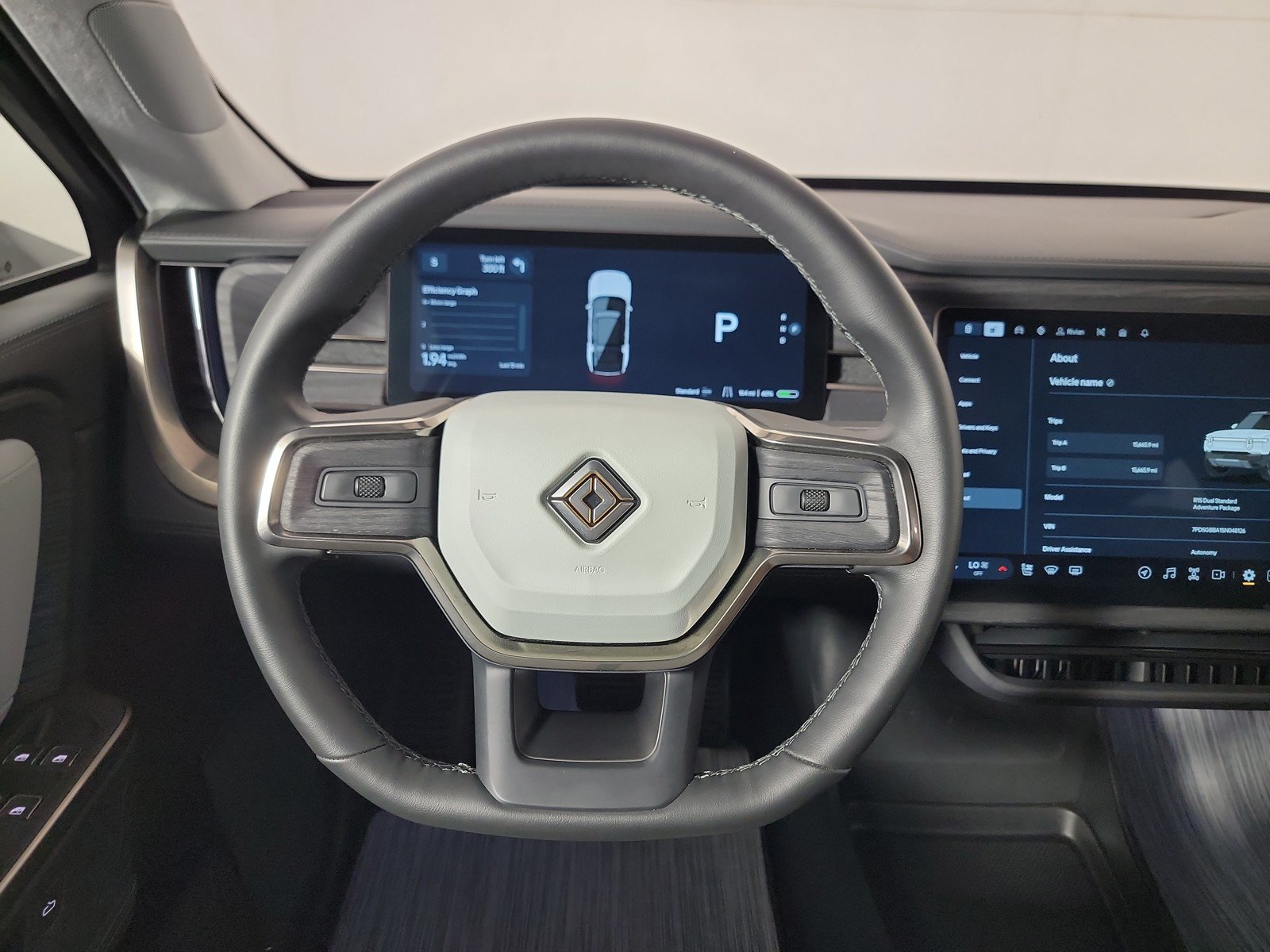 Used 2025 Rivian R1S Adventure AWD/4WD image 28