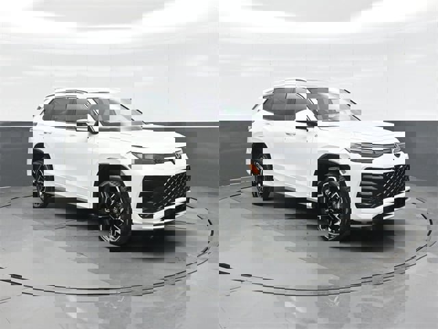 New 2026 Volkswagen Tiguan SEL R-Line