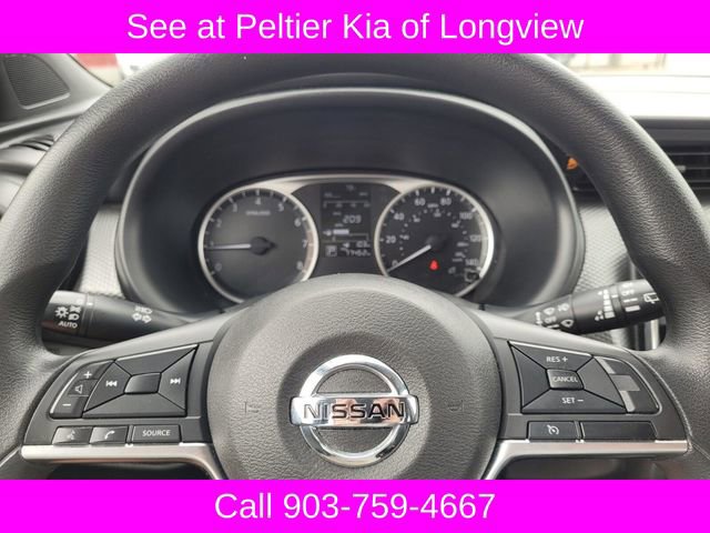 Used 2019 Nissan Kicks S FWD image 27
