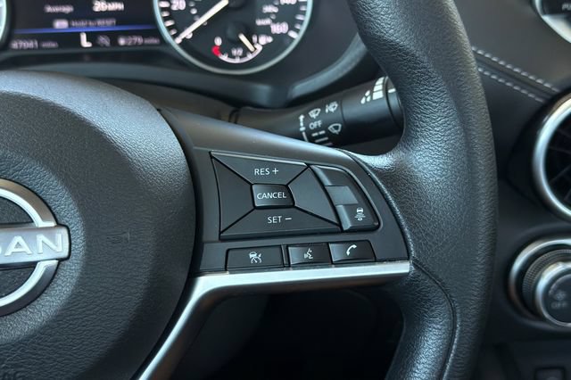 Used 2024 Nissan Sentra SV FWD image 29