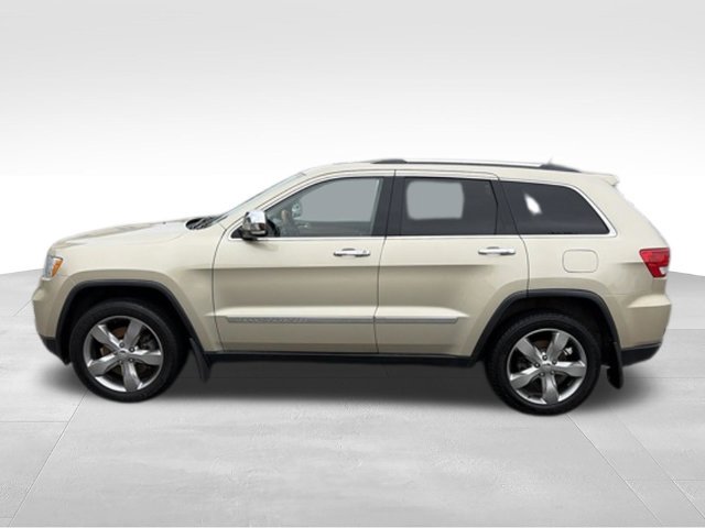 Used 2011 Jeep Grand Cherokee Overland AWD/4WD image 36