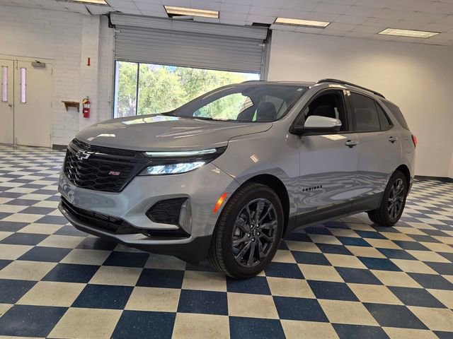 Used 2024 Chevrolet Equinox RS w/ RS Leather Package image 3