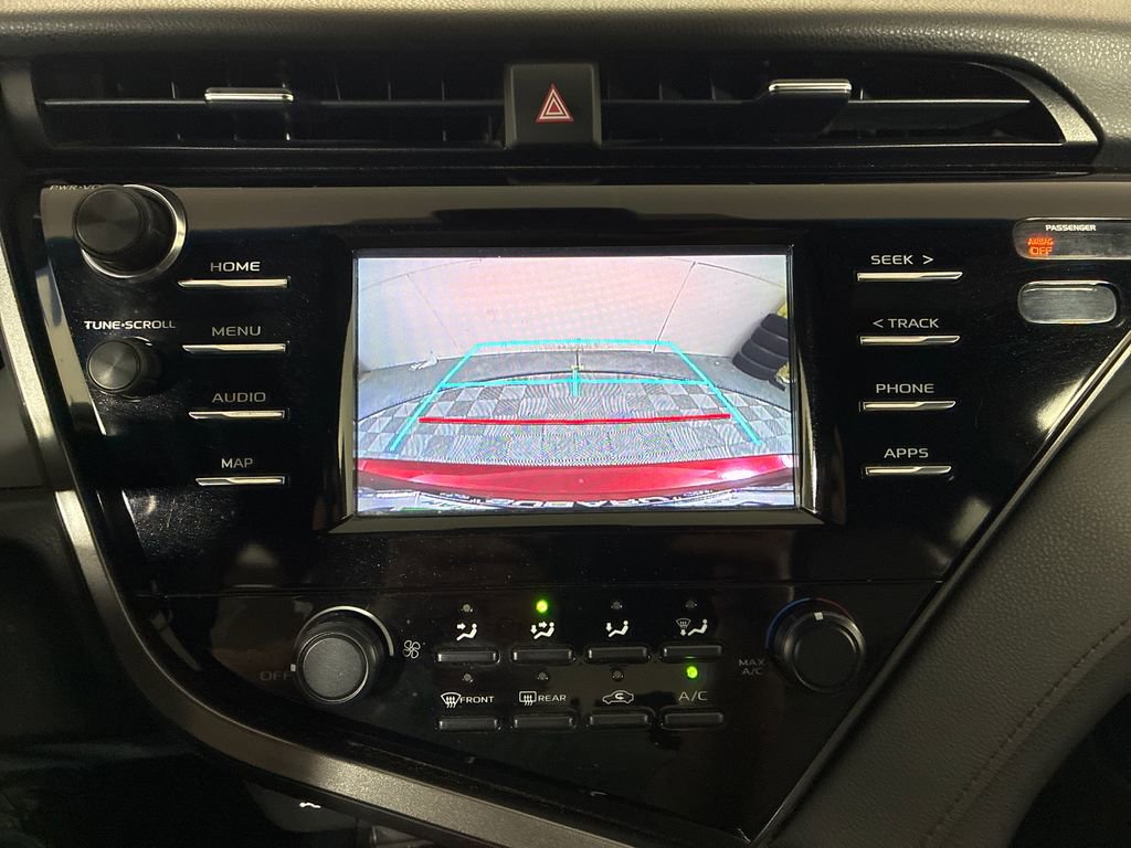 Used 2019 Toyota Camry LE image 14