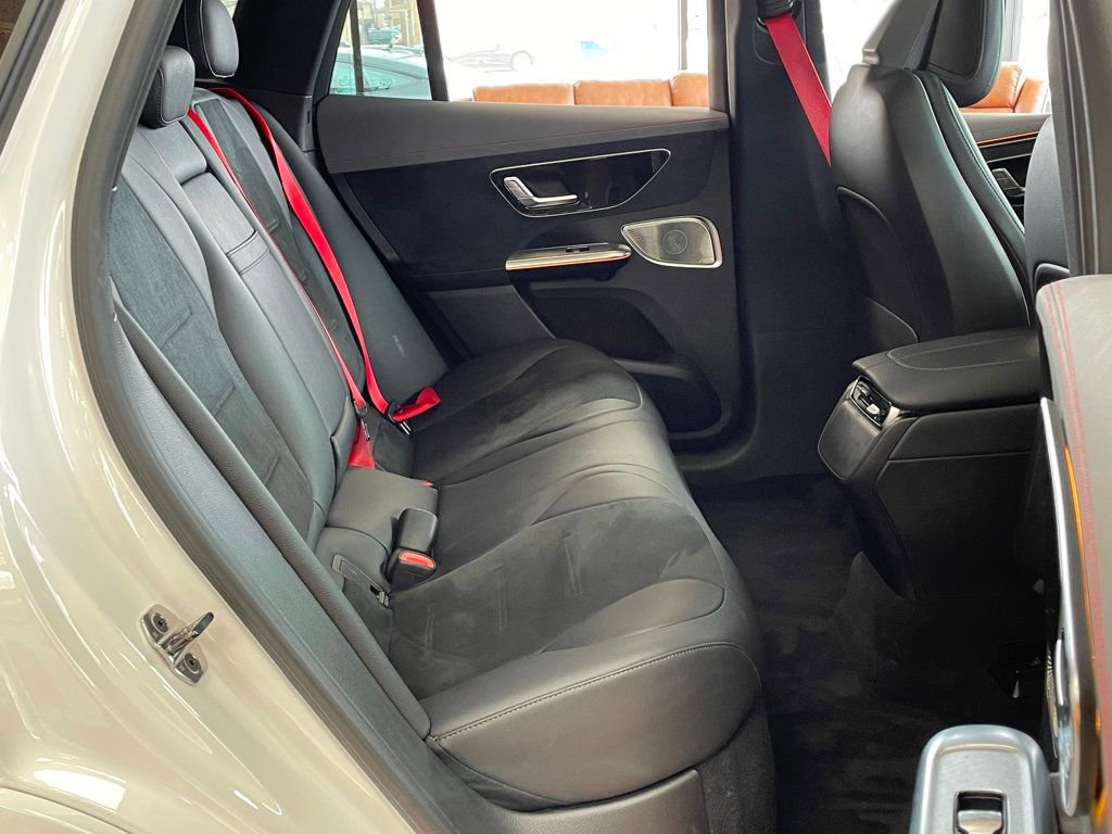 Used 2024 Mercedes-Benz EQE AMG 4MATIC SUV image 25