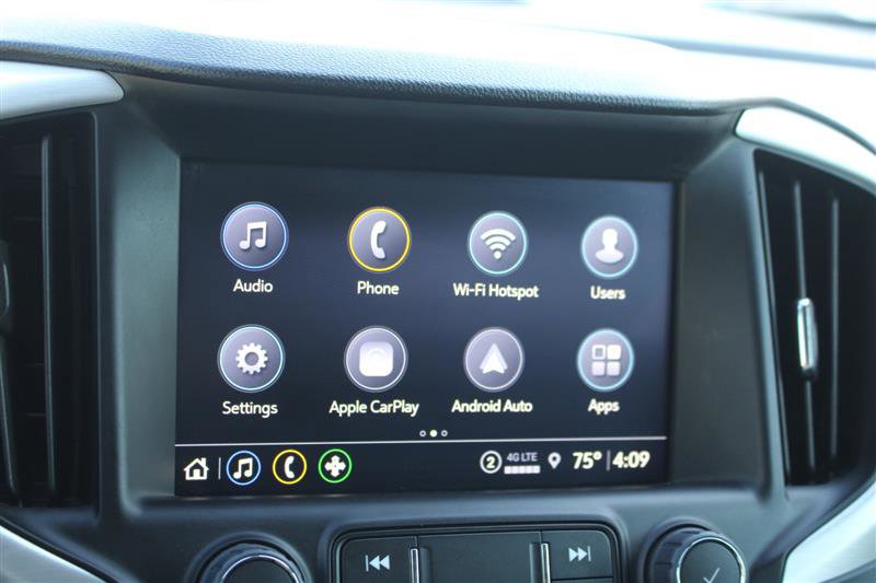 Used 2024 GMC Terrain SLT image 17