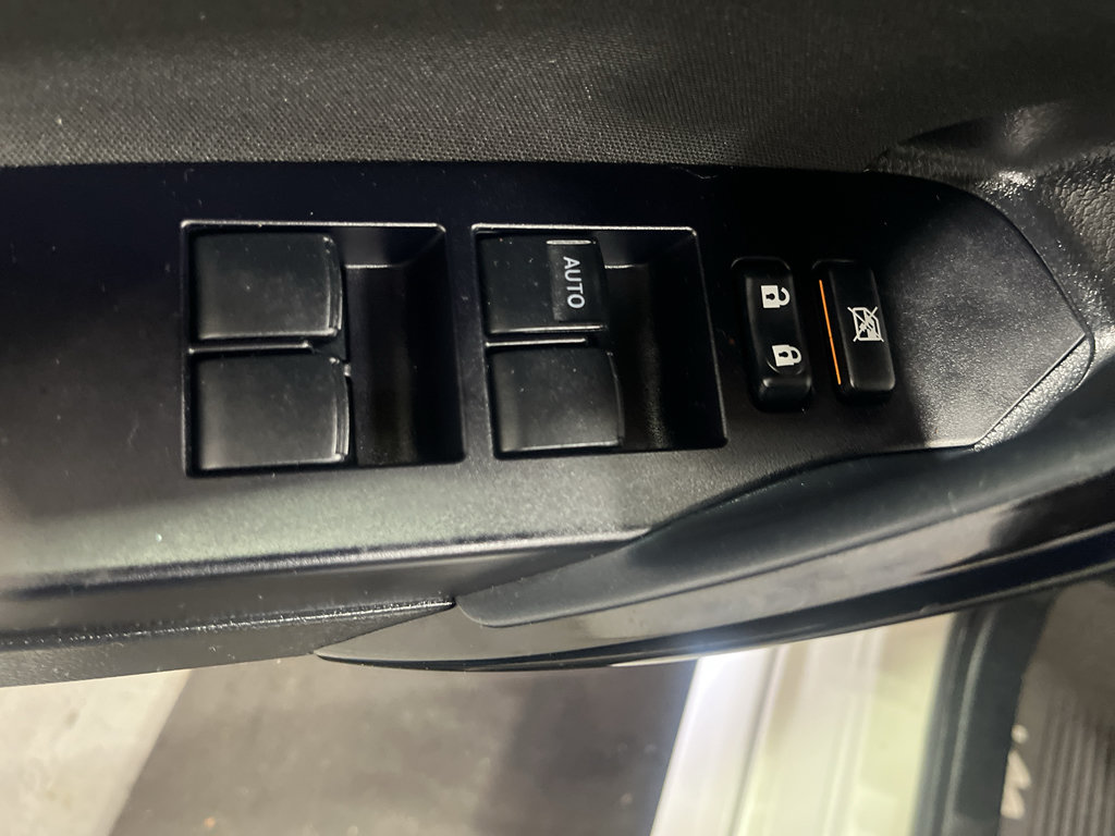 Used 2018 Toyota Corolla iM w/ All-Weather Mat Package FWD image 35