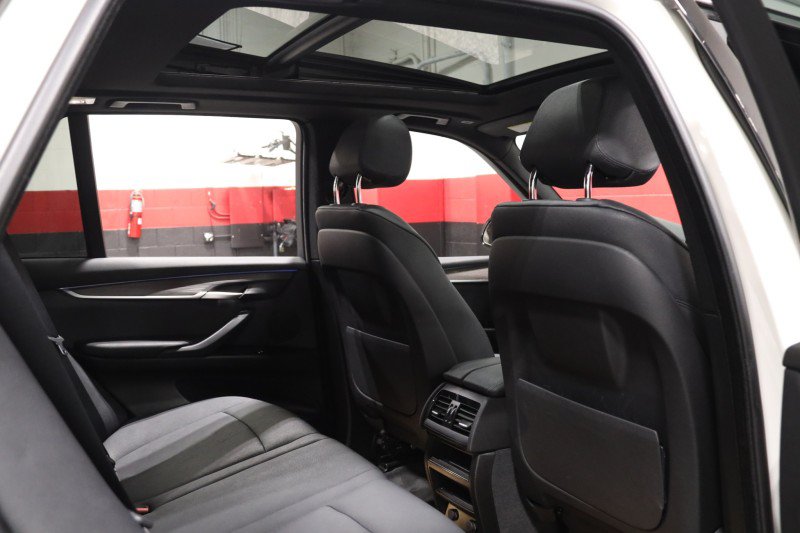 Used 2017 BMW X5 xDrive40e AWD/4WD image 46