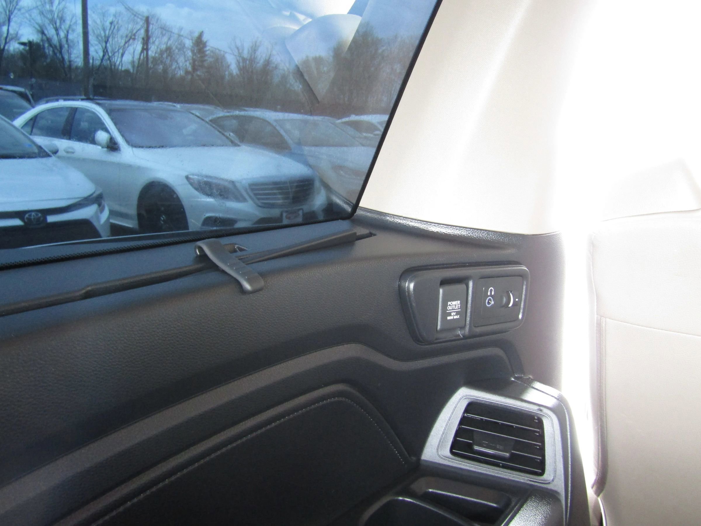 Used 2018 Honda Odyssey Touring image 23