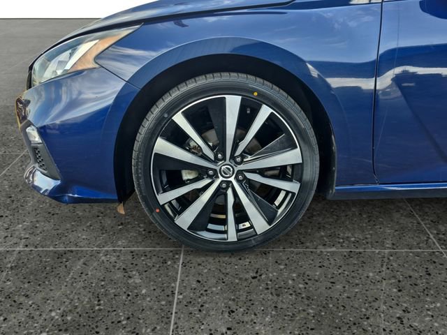Used 2022 Nissan Altima 2.5 SR image 14