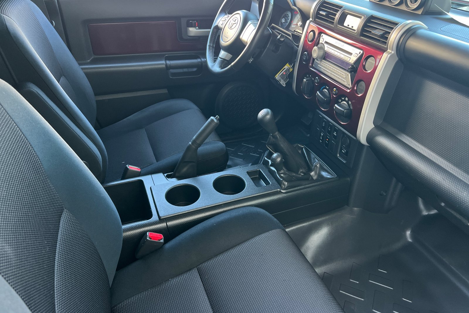 Used 2007 Toyota FJ Cruiser 4WD image 16