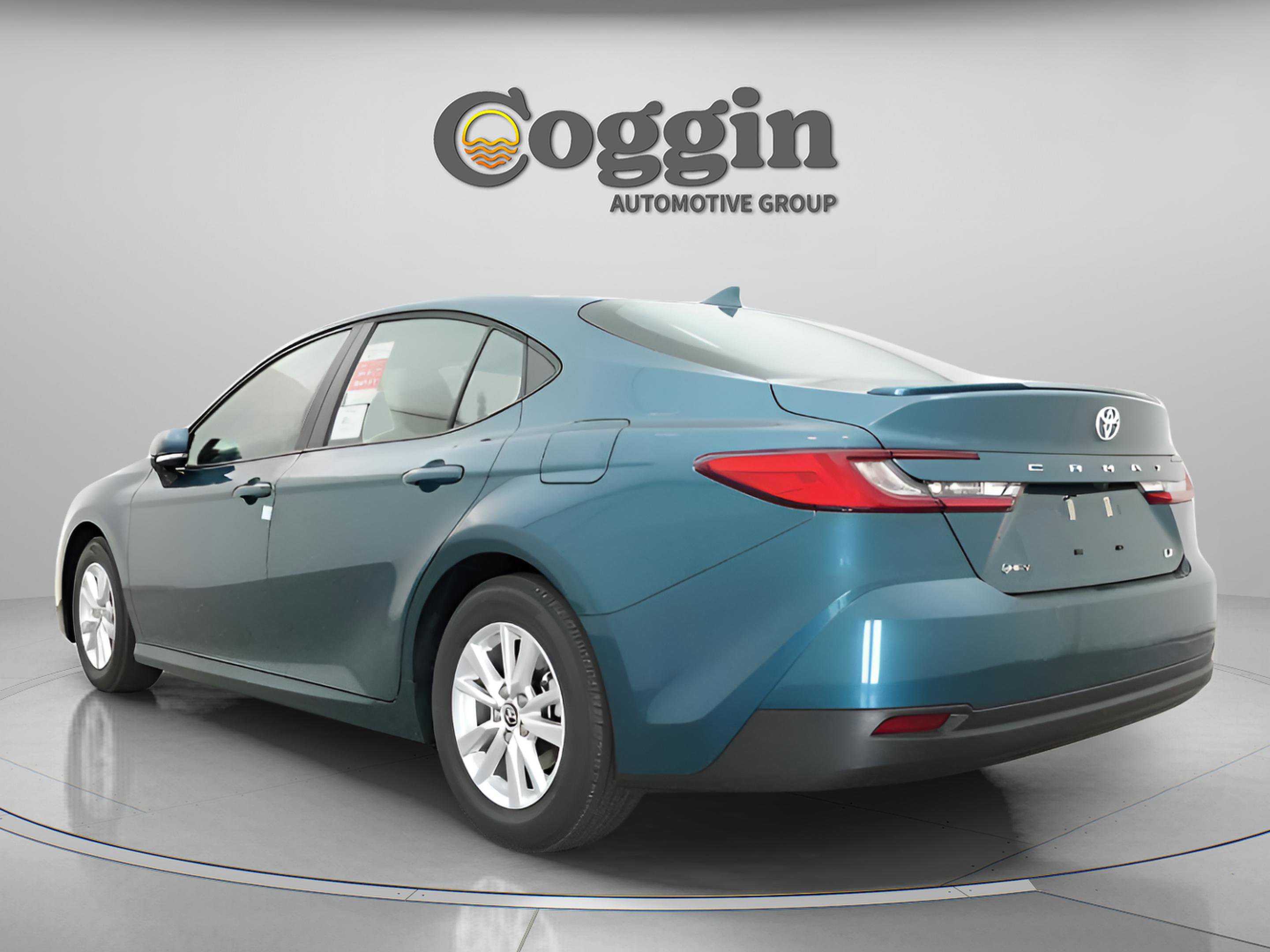 Used 2026 Toyota Camry LE w/ Convenience Package FWD image 10