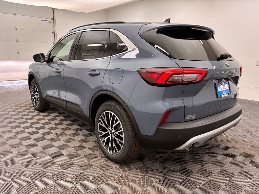 New 2026 Ford Escape SE image 13