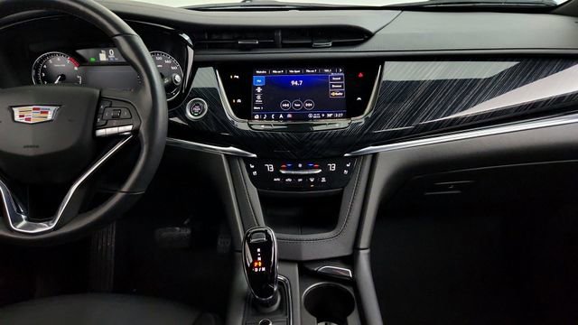Certified 2023 Cadillac XT6 Premium Luxury w/ LPO, Floor Liner Package image 18