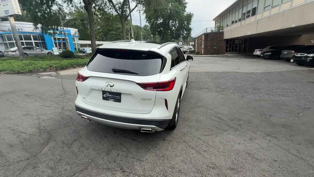 Used 2023 INFINITI QX50 Luxe AWD/4WD image 13