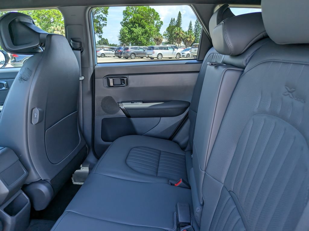 Used 2027 Kia Seltos X-Line S AWD/4WD image 17