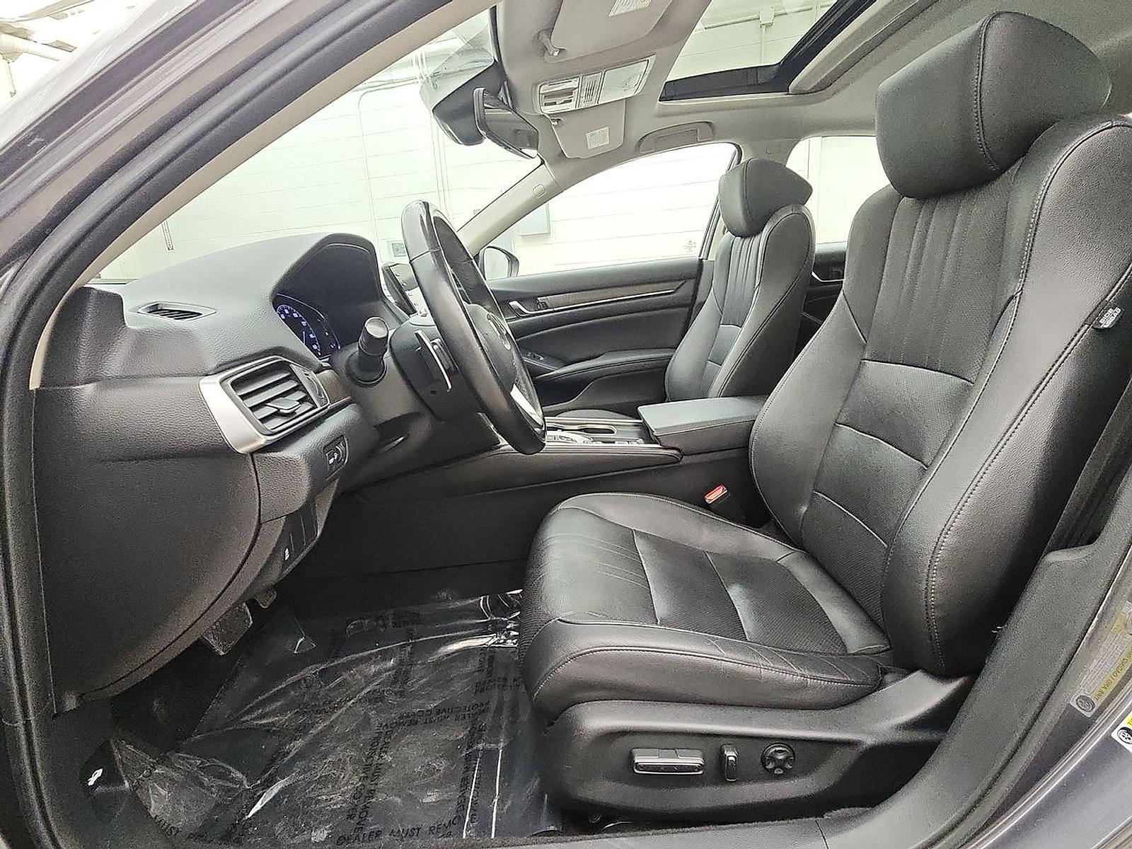 Used 2019 Honda Accord EX-L image 11