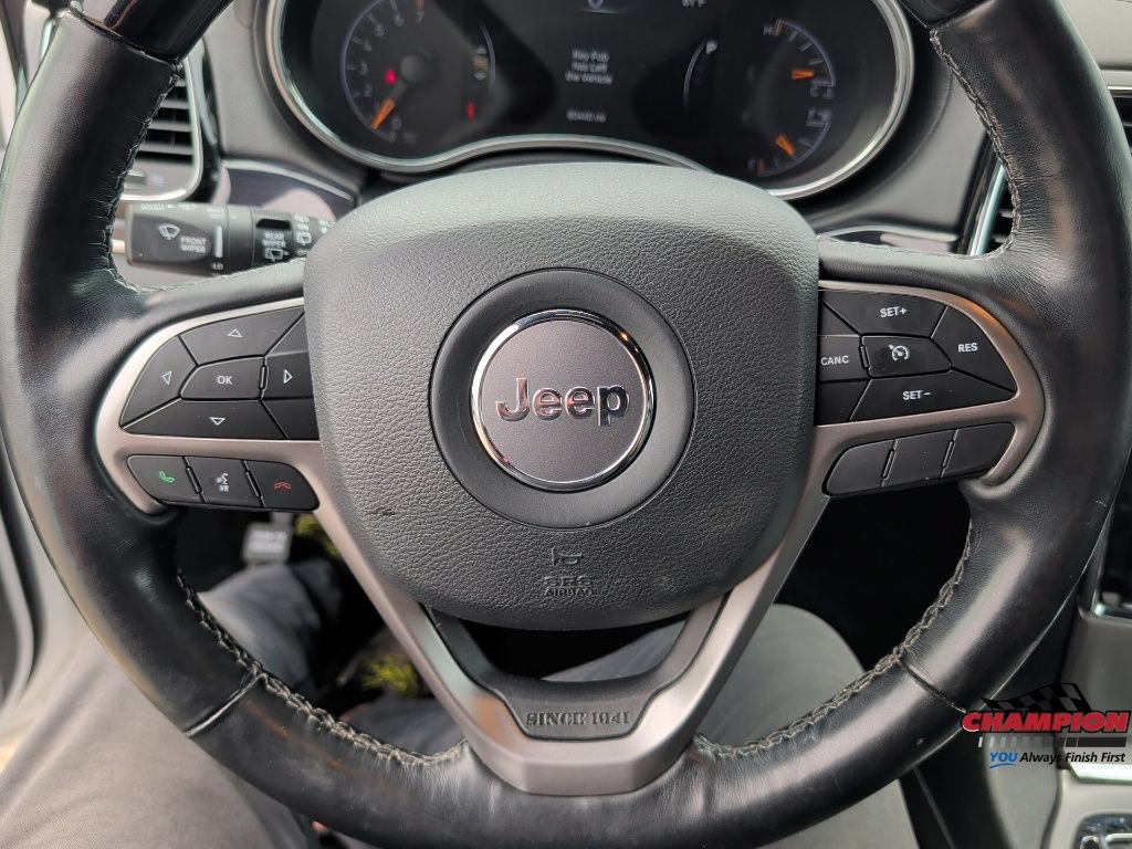 Used 2020 Jeep Grand Cherokee Overland AWD/4WD image 19