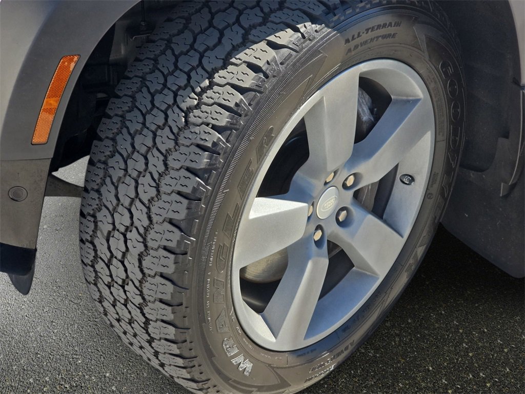 Certified 2021 Land Rover Defender 110 X-Dynamic HSE image 34