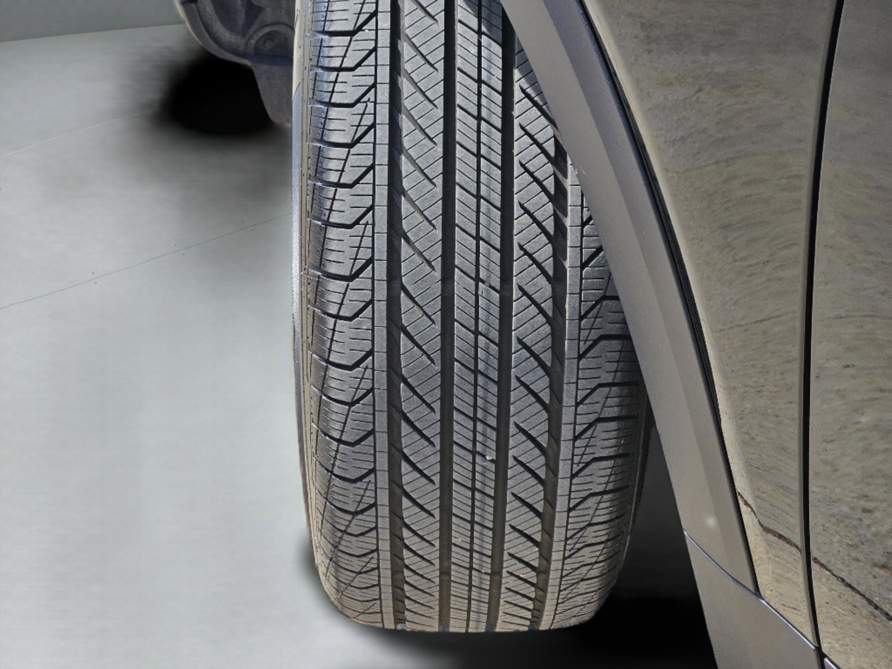 Certified 2026 Mercedes-Benz GLB 250 image 30