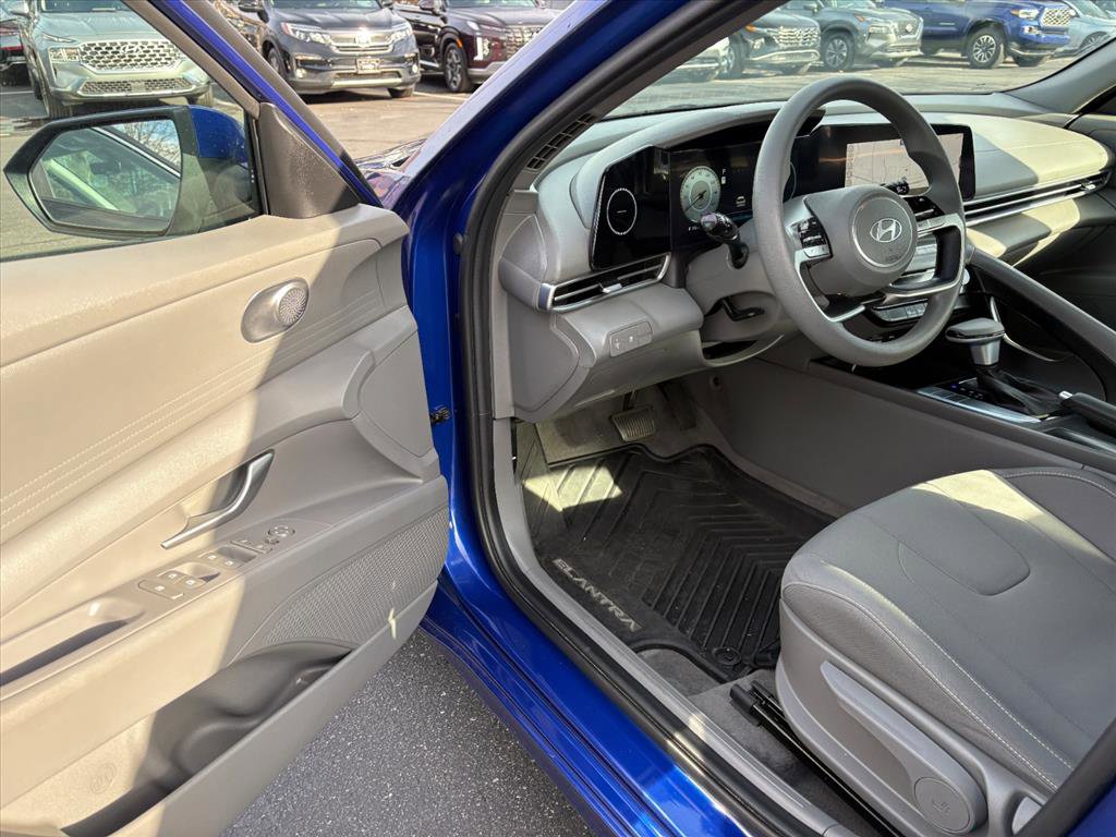Certified 2024 Hyundai Elantra SEL image 13