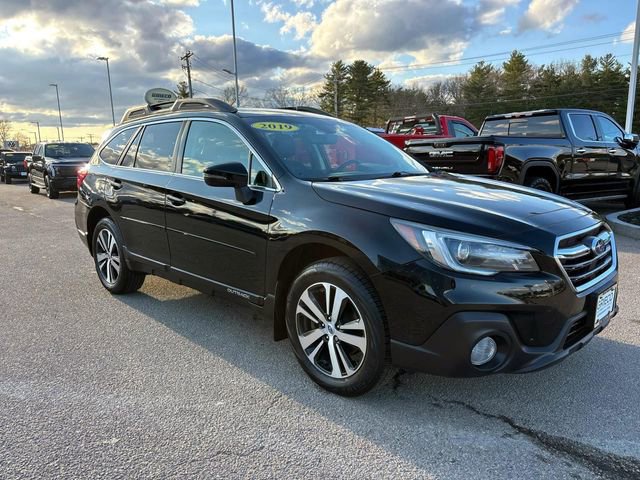 Used 2019 Subaru Outback 2.5i Limited image 1