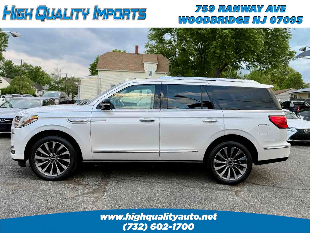 Used 2018 Lincoln Navigator Select w/ Technology Package AWD/4WD image 4