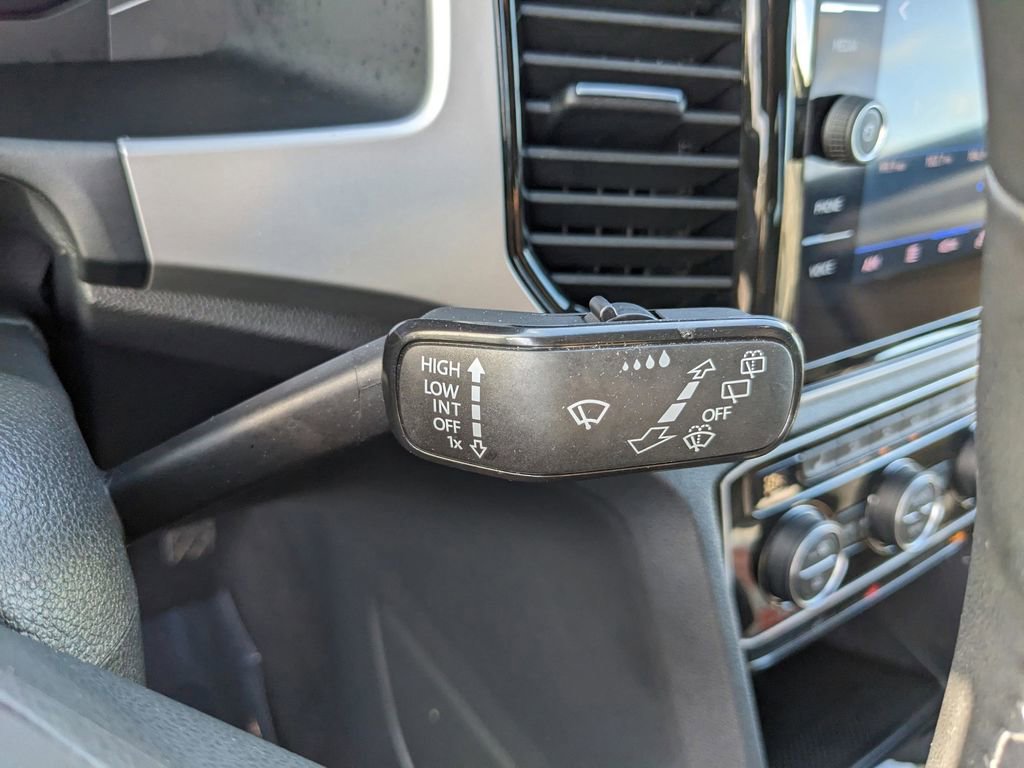 Used 2023 Volkswagen Atlas Cross Sport SE FWD image 31