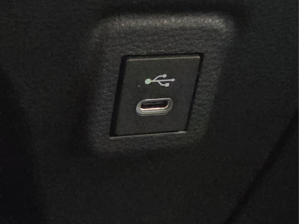 Certified 2025 Toyota Corolla SE FWD image 21