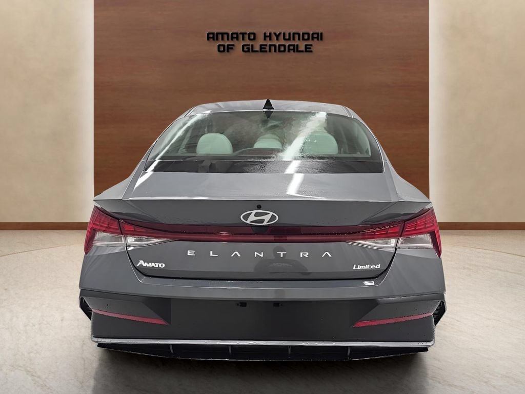New 2026 Hyundai Elantra Limited FWD image 5