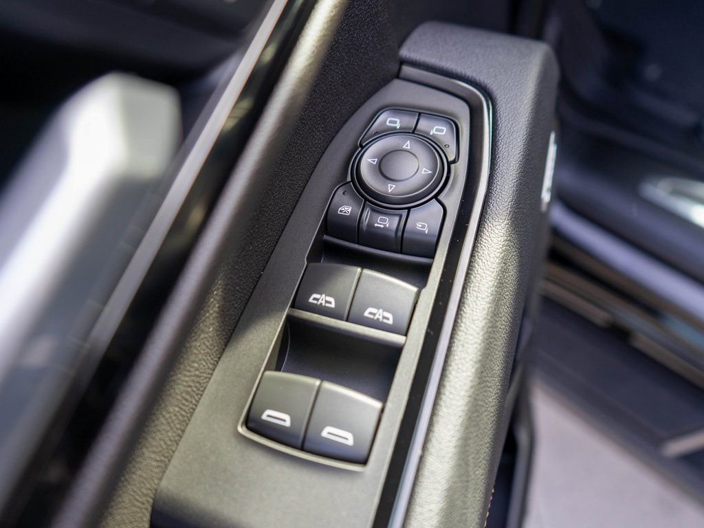 Used 2025 GMC Sierra 3500 AT4 w/ Technology Package image 19