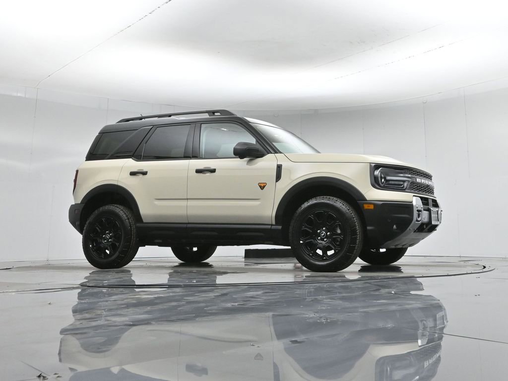 Certified 2025 Ford Bronco Sport Badlands image 4