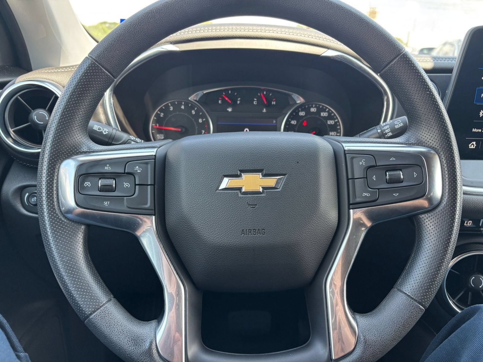 Used 2026 Chevrolet Blazer LT FWD image 28