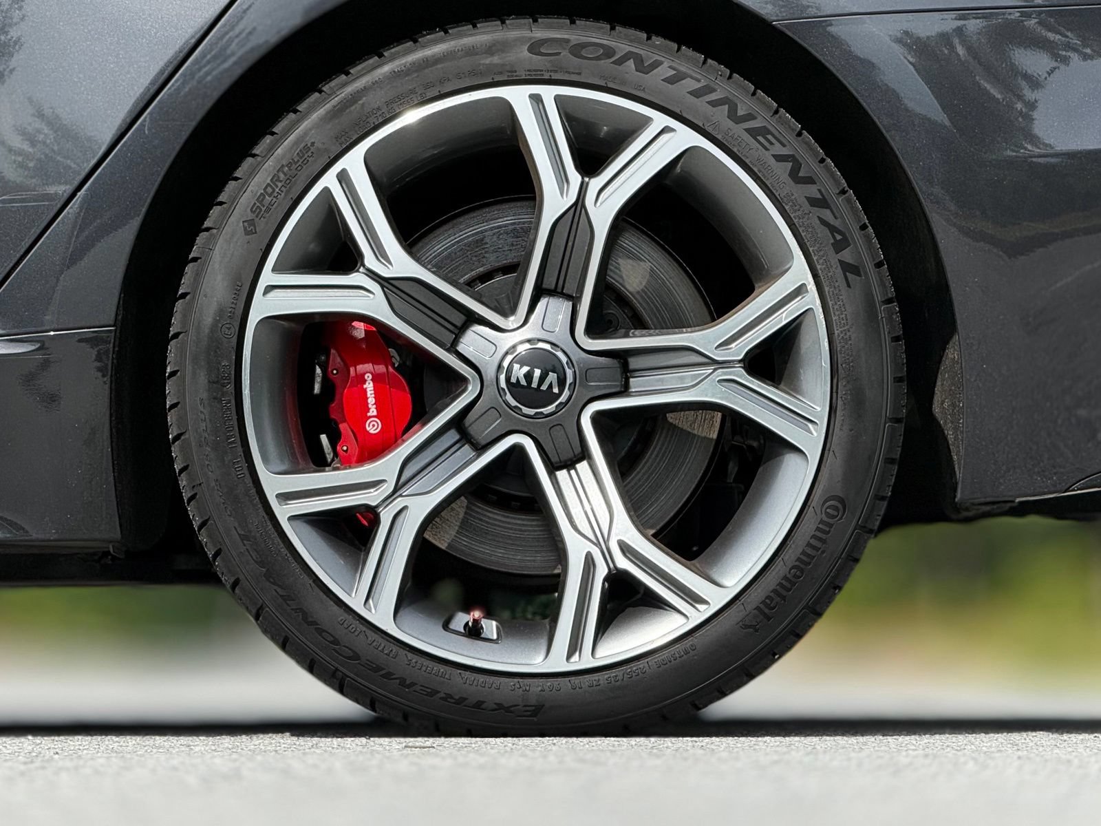 Used 2019 Kia Stinger GT2 AWD/4WD image 19