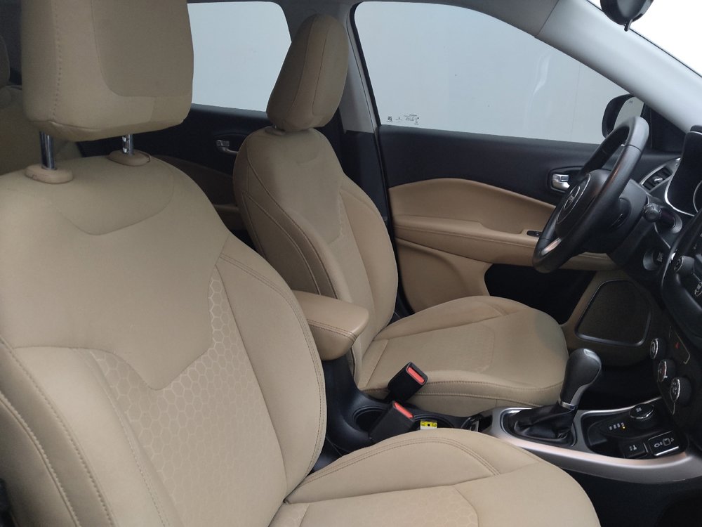 Used 2018 Jeep Compass Sport image 21