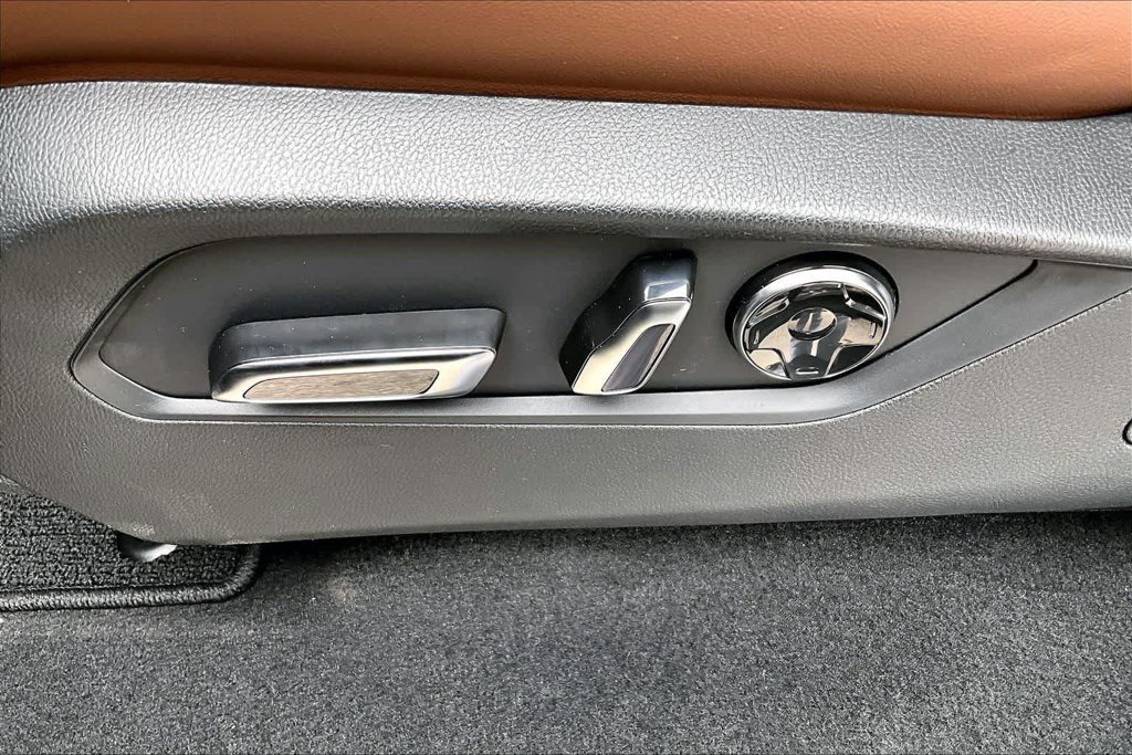 Used 2026 Acura MDX w/ Technology Package FWD image 20