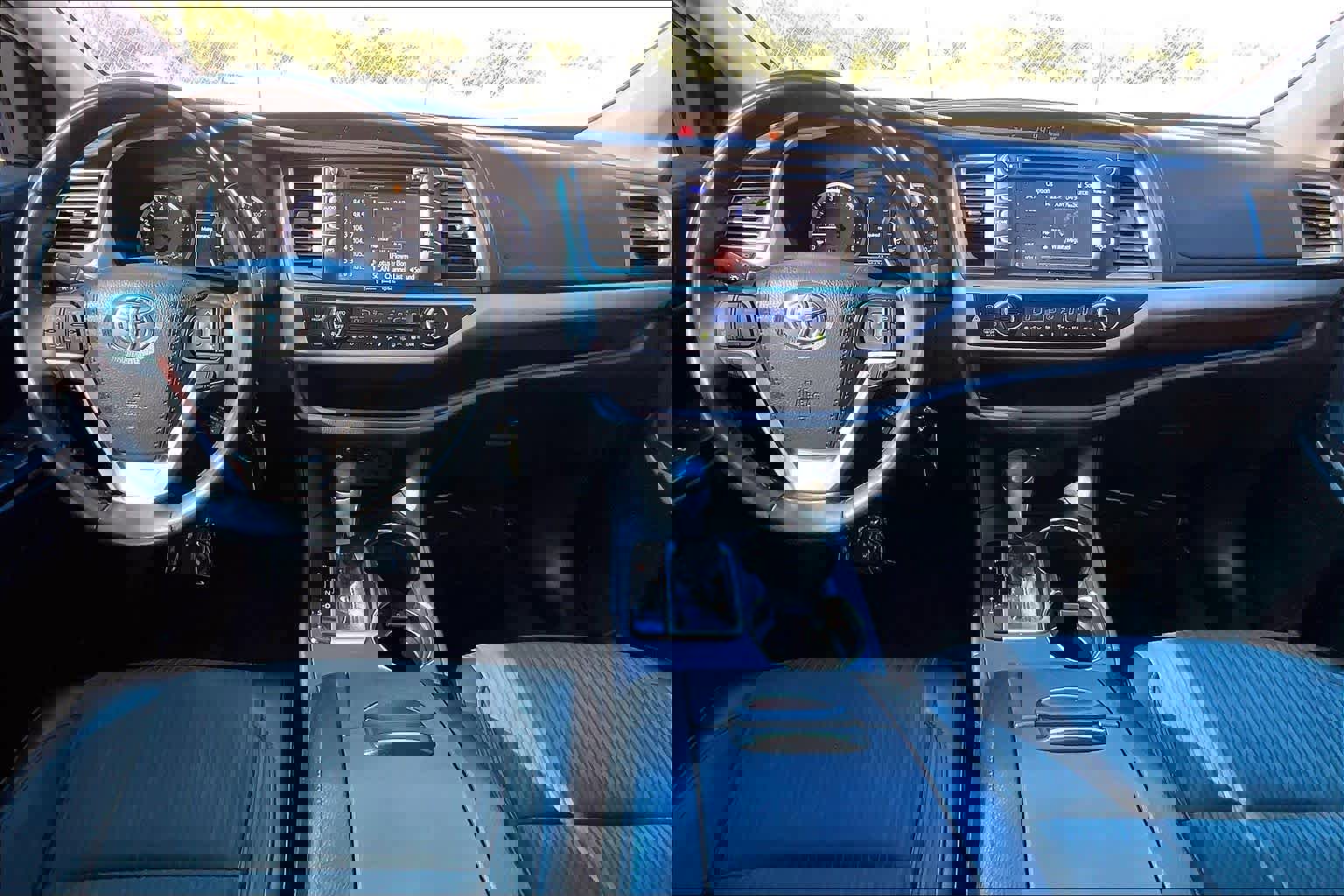 Used 2019 Toyota Highlander Plus FWD image 16